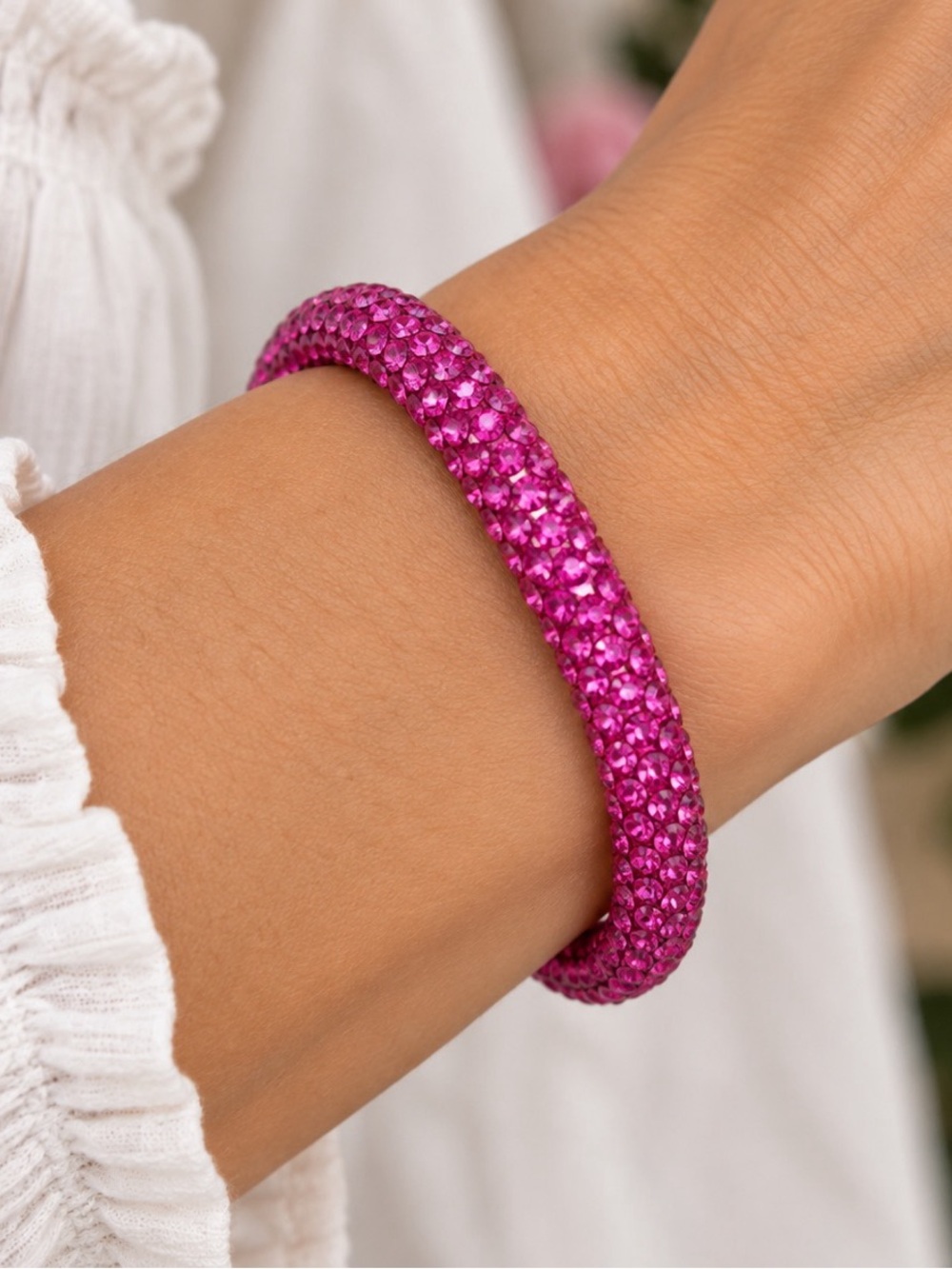 Pink rhinestone rope bracelet with extender